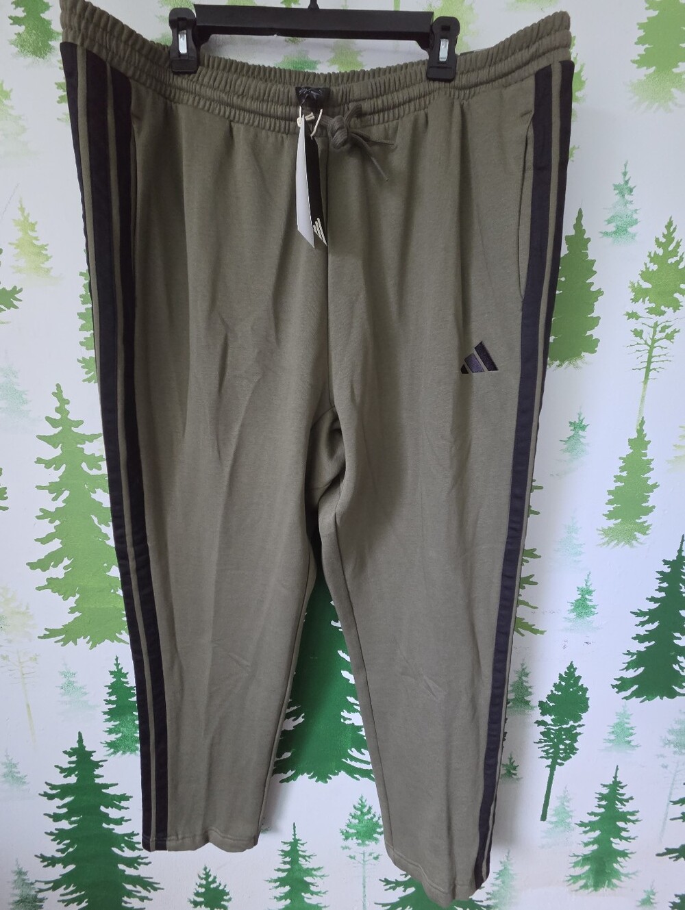 Adidas Essentials 3-Stripes Open Hem Fleece Pants